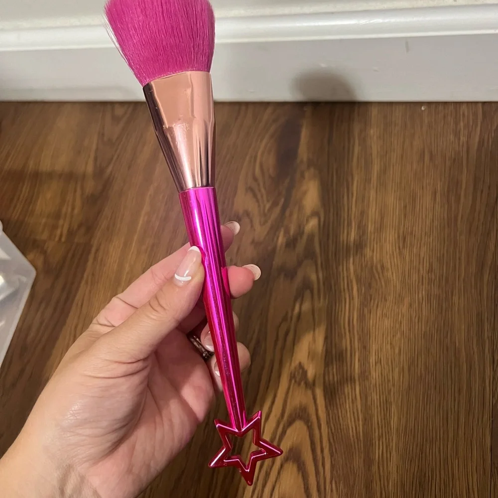 NEW Tarte Pink Fairy Dust Makeup Brush